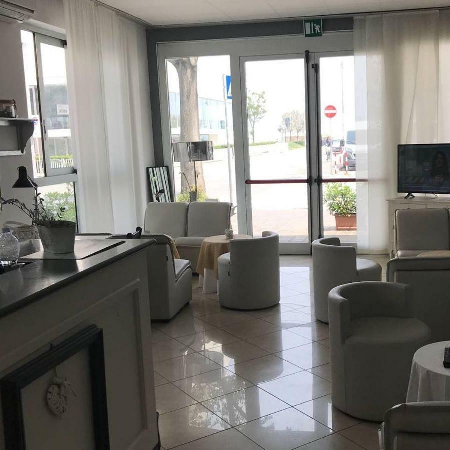 Venus 3* Rimini
