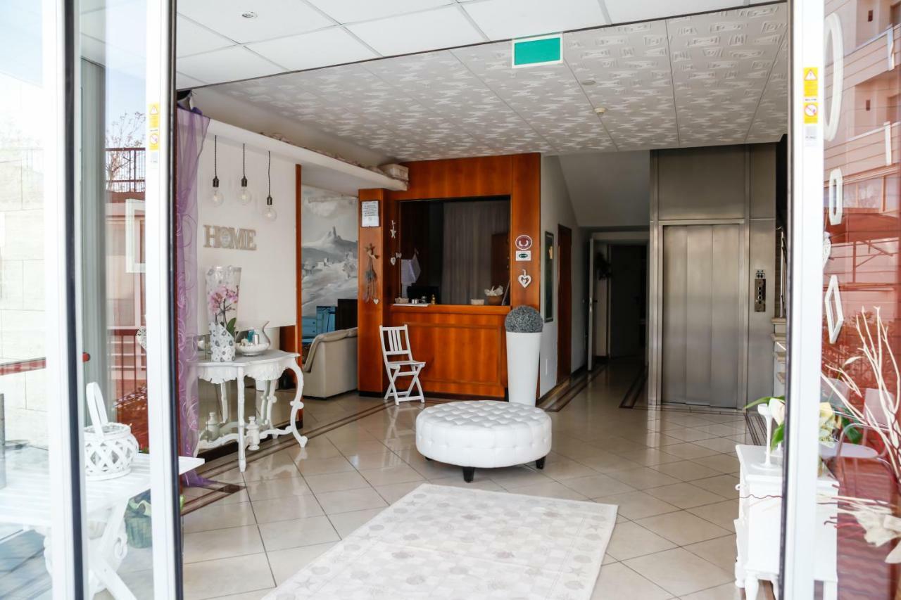 Venus Hotel